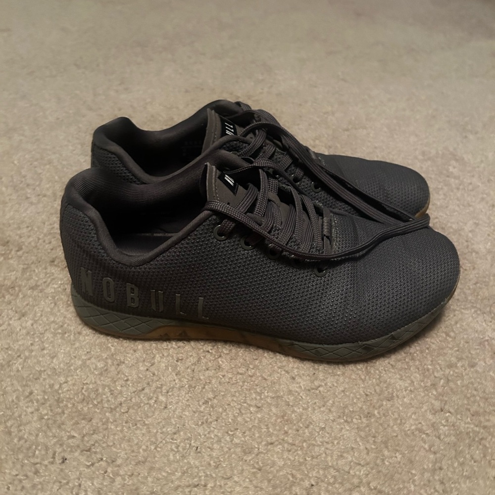 Nobull trainers men's size 9.5